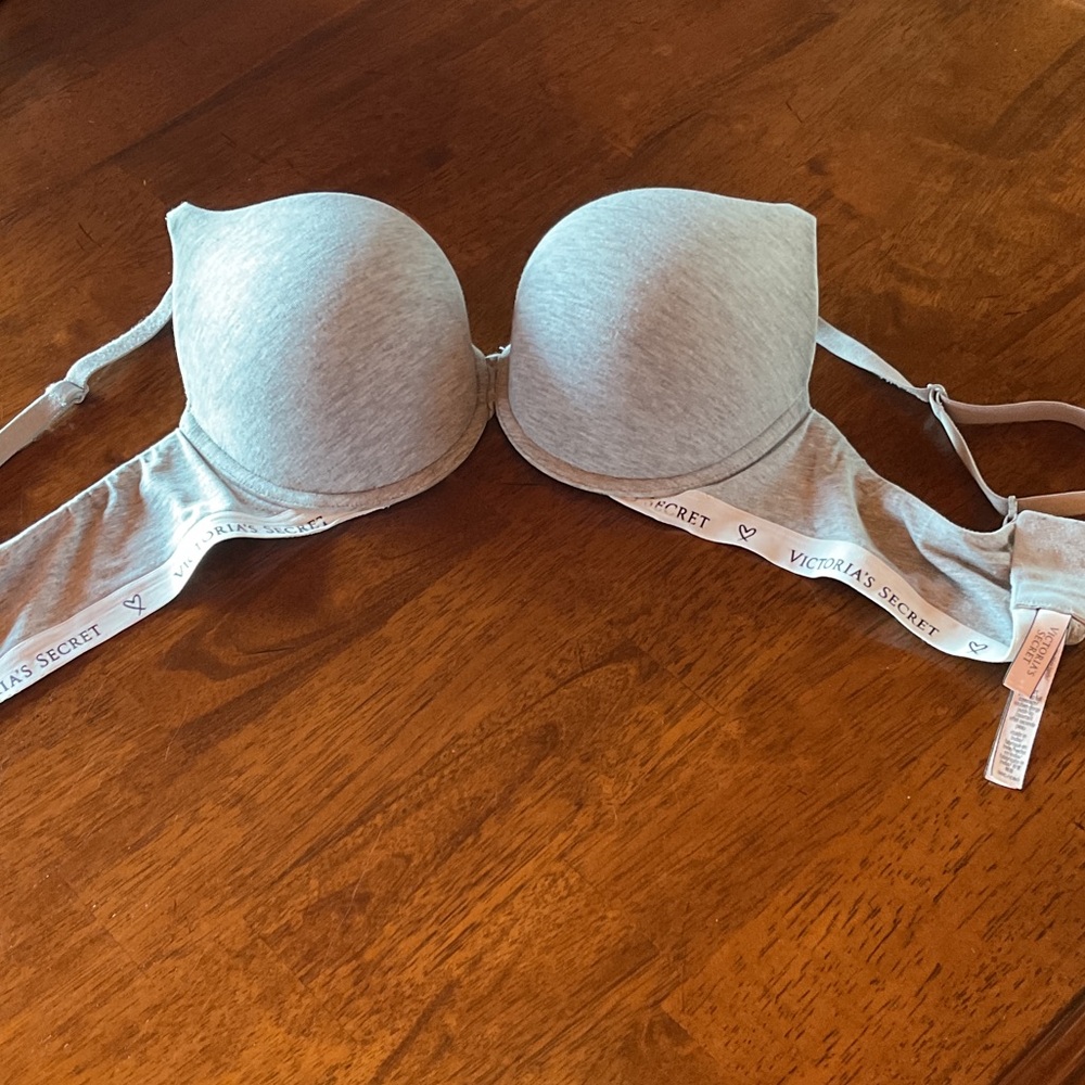 Victoria's Secret Light Gray Bra